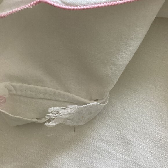 3 Vintage Large Embroidered Floral Cotton Pillowcases Bedding Bed Linens - Picture 8 of 10